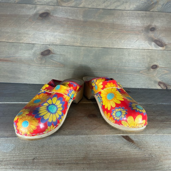 kerstin adolphson womens size 39 shoes floral multicolor slip on swedish clogs - Picture 3 of 9